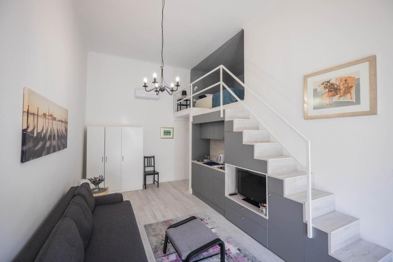 Gallery Duplex Studio ซาเกร็บ ภายนอก รูปภาพ